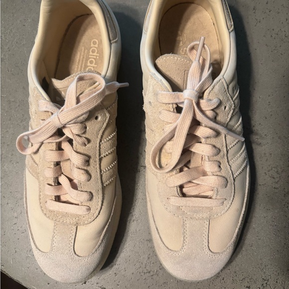 Samba OG Sneaker (Women) size 9.5
Width: medium
Color: sand / strata - Picture 11 of 12